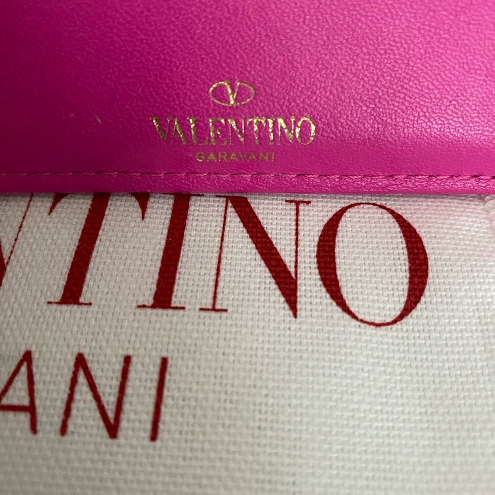 Valentino Garavani Fuchsia Pink Card Holder - Picture 8 of 10